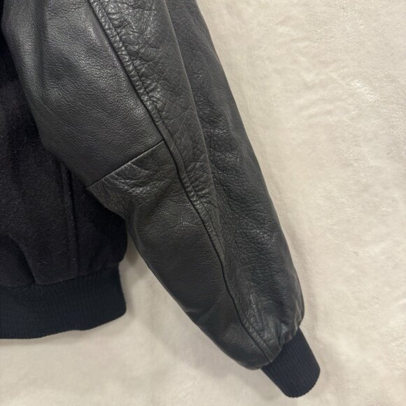 Vintage Bomber Jacket Heavy Duty Leather Knights Made In Canada Size S - Picture 11 of 12
